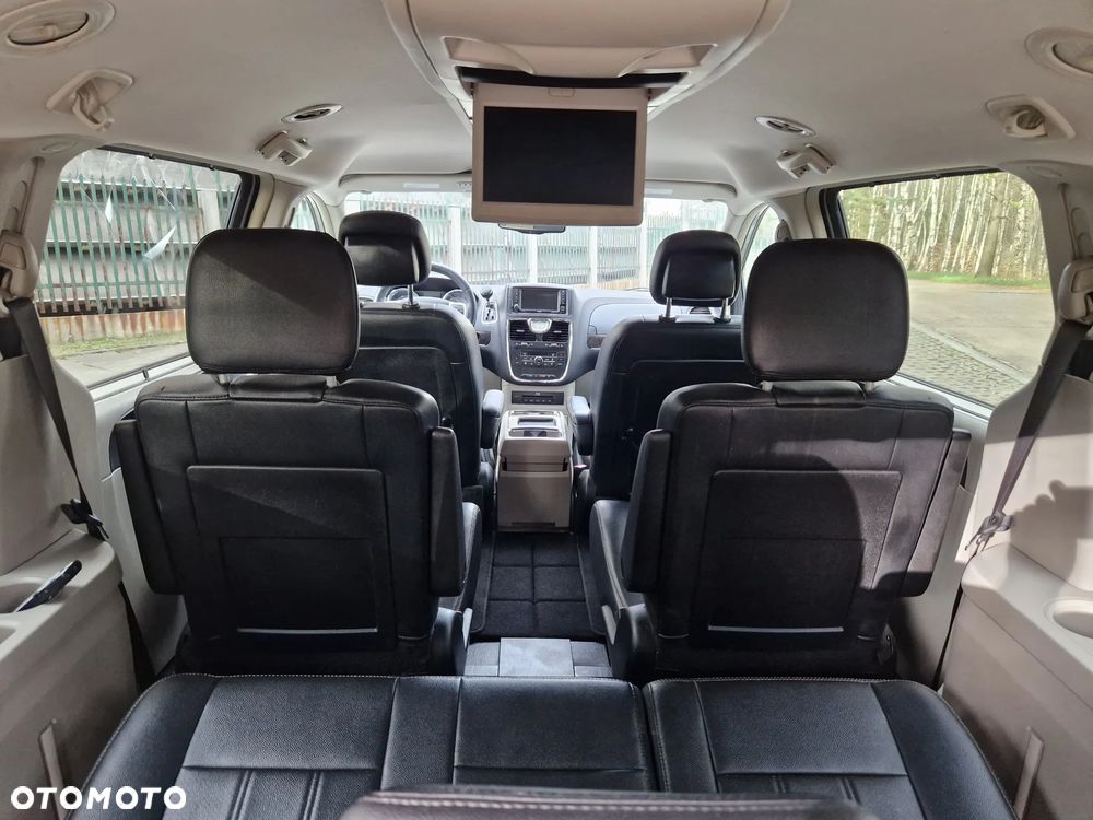 Chrysler Town & Country 3.6 Touring - 17