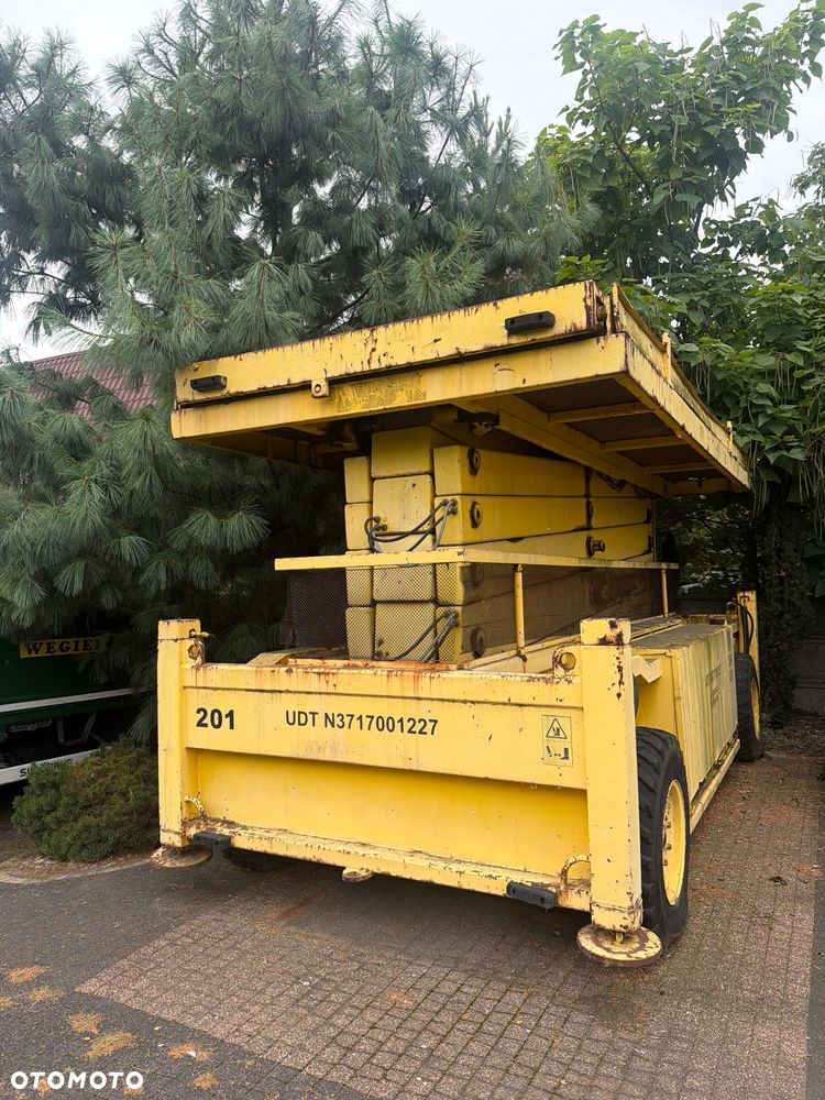 Inny LIFTLUX SL 205-25D 4WD - 1