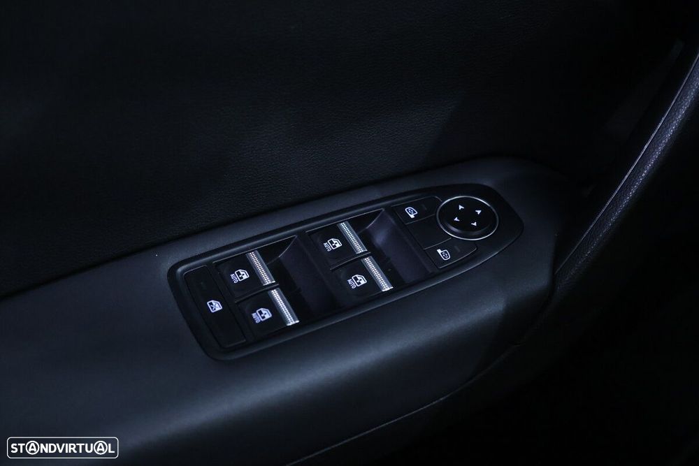 Renault Captur - 28