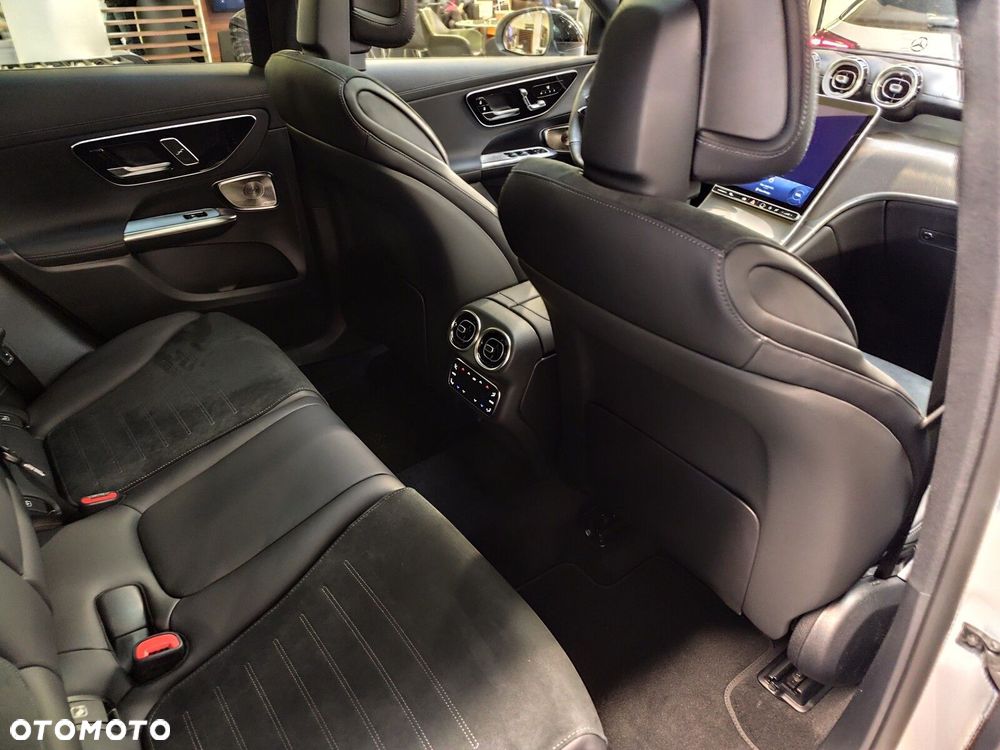 Mercedes-Benz GLC - 15
