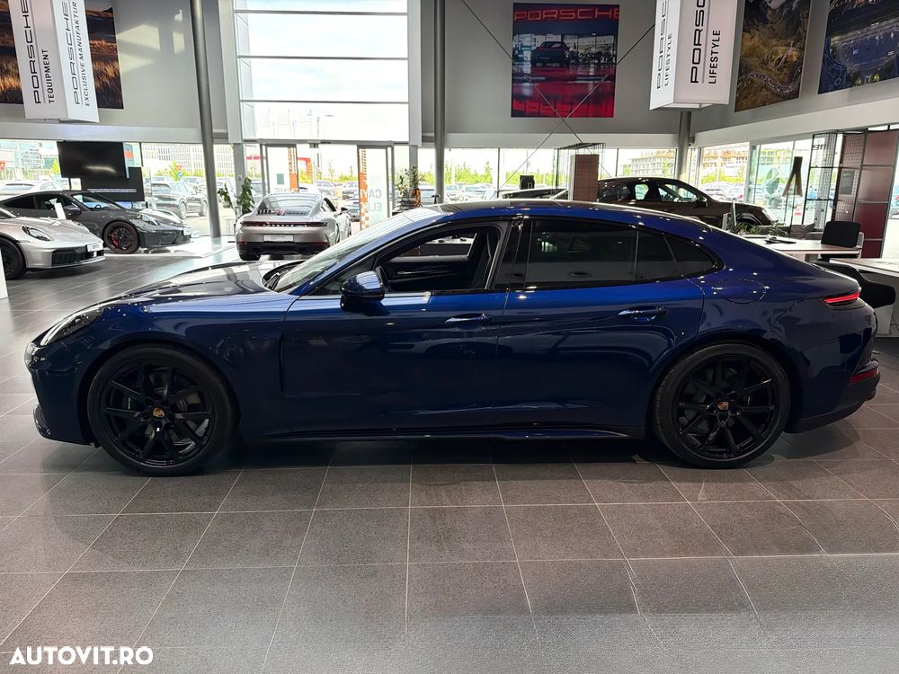 Porsche Panamera 4 E-Hybrid - 3