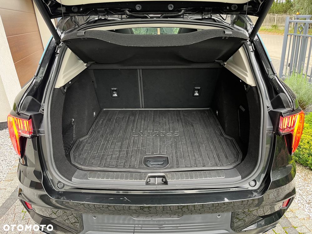 Lynk & Co 01 - 26