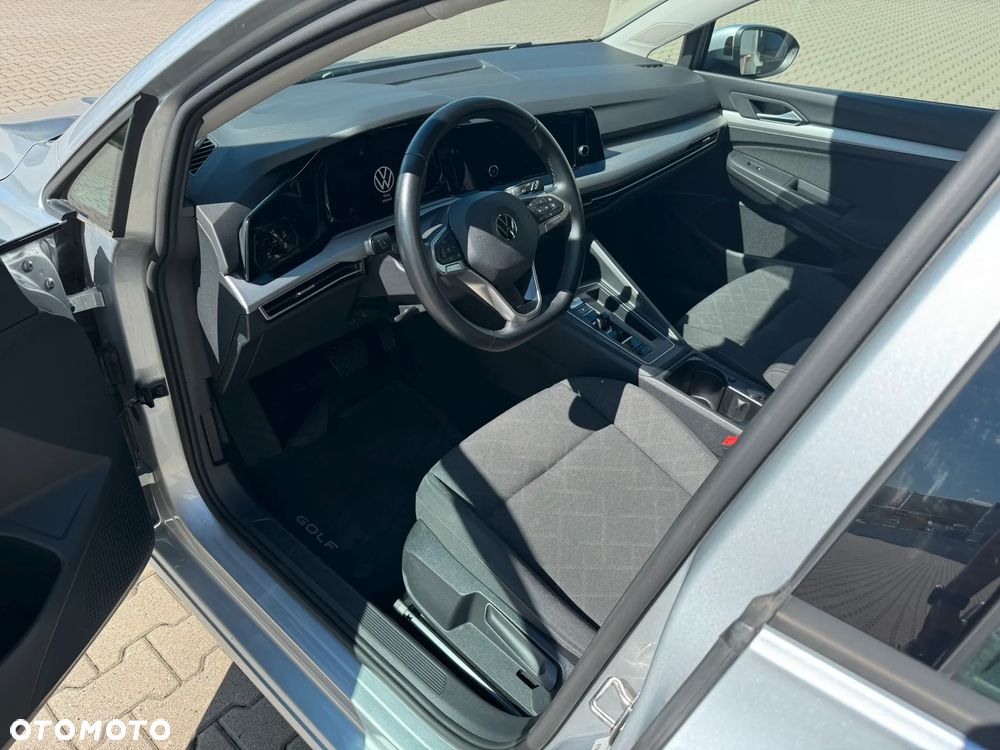 Volkswagen Golf - 10