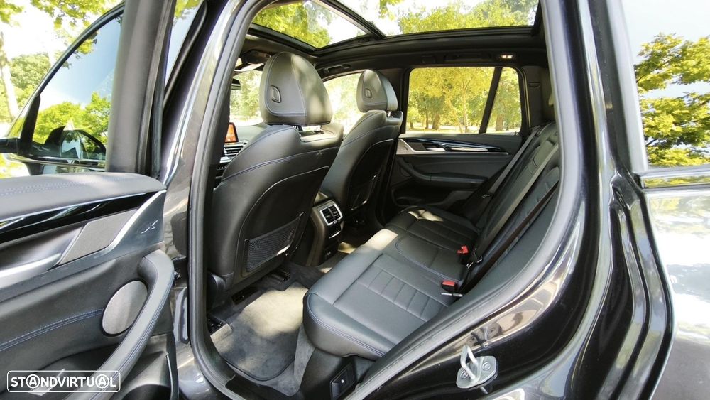 BMW iX3 M Sport Impressive - 47
