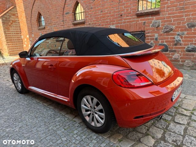 Volkswagen Beetle 2.5 - 17