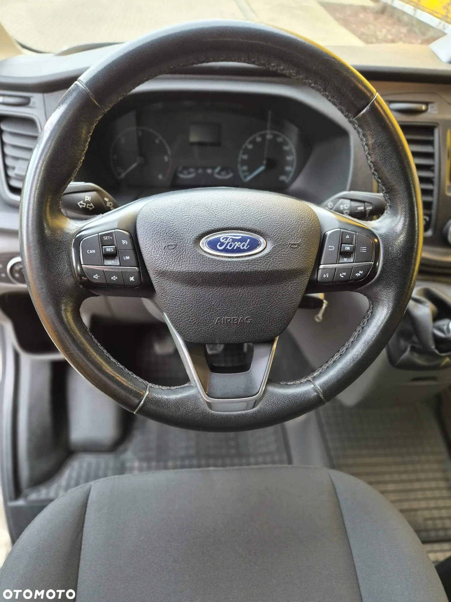 Ford Transit - 16