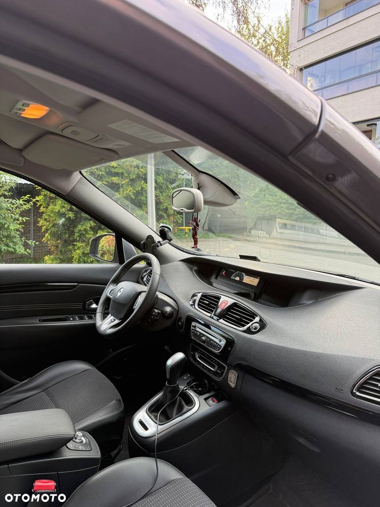 Renault Scenic 1.5 dCi Tech Run EDC - 6