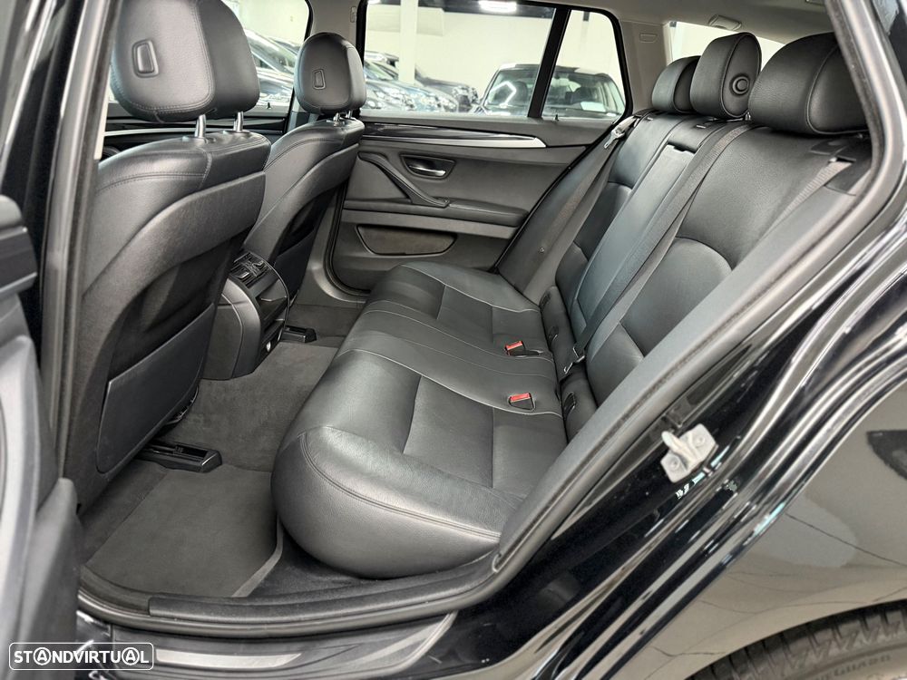 BMW 520 d Auto - 19