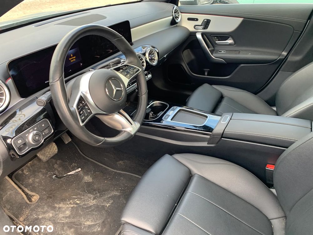 Mercedes-Benz CLA 250 4Matic 8G-DCT Edition Progressive Line - 12