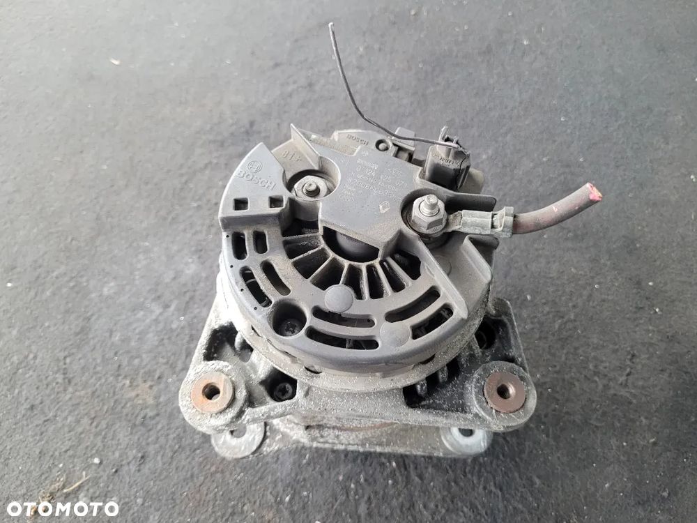 Alternator 0124425071 8200660033 Renault Scenic 2 1,5 DCI - 2