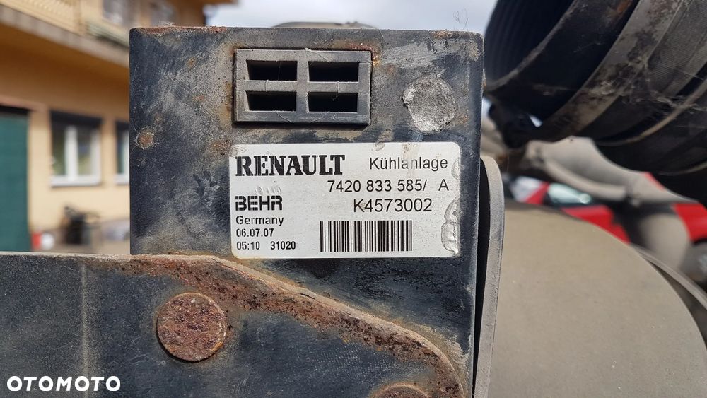 CHŁODNICA WODY RENAULT 450 DXI   7420833585 - 3