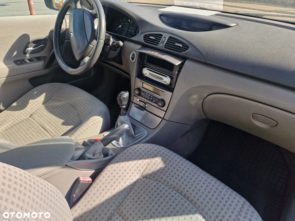 Renault Laguna 1.9 dCi Expression - 12