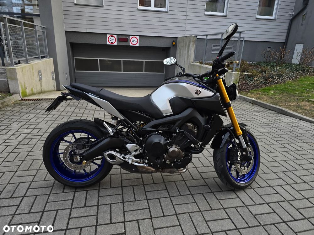 Yamaha MT - 4