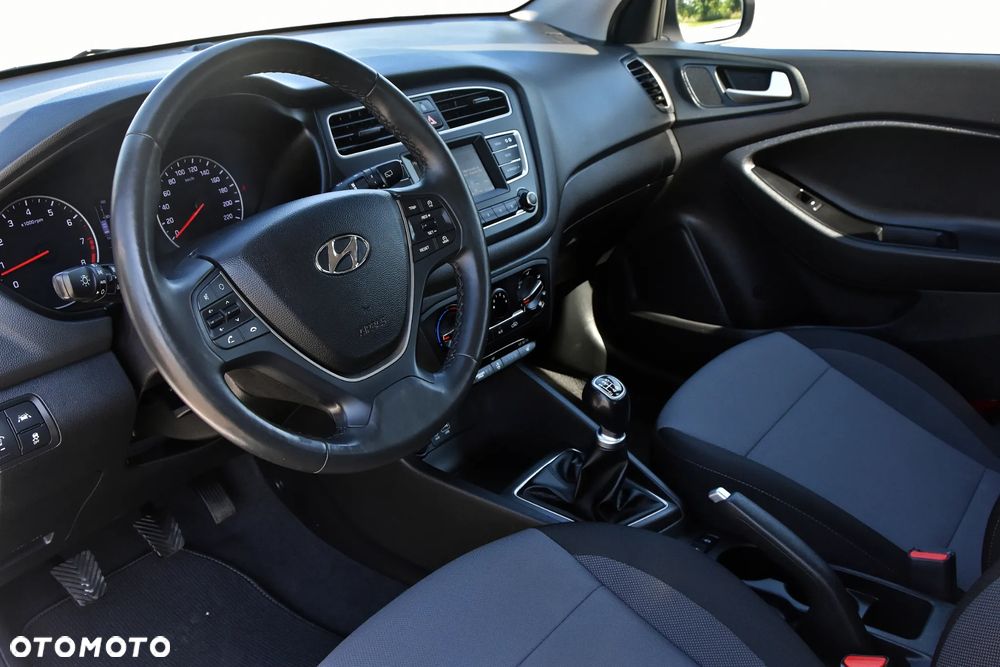 Hyundai i20 1.2 Classic Plus - 22