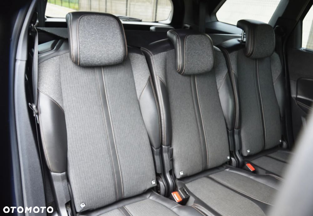 Peugeot 5008 - 36