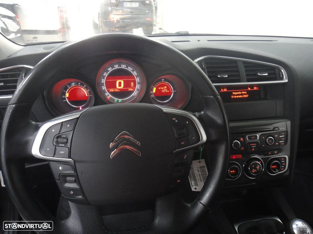 Citroën C4 1.6 HDi Exclusive - 22