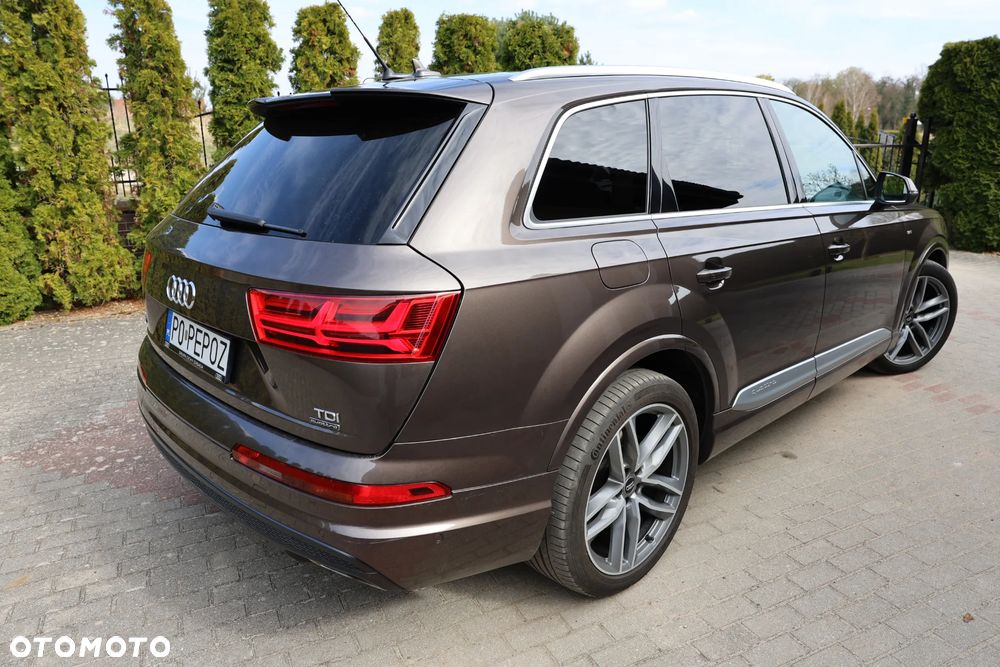 Audi Q7 - 9
