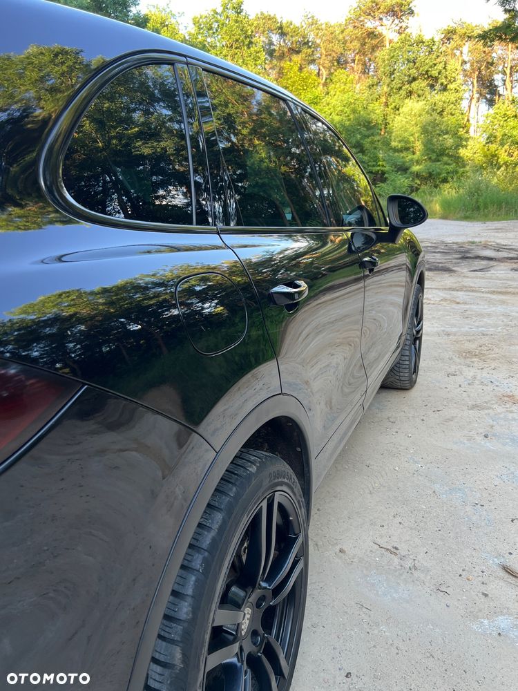 Porsche Cayenne S - 7