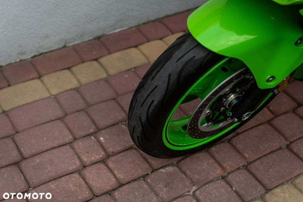 Kawasaki ZX - 9