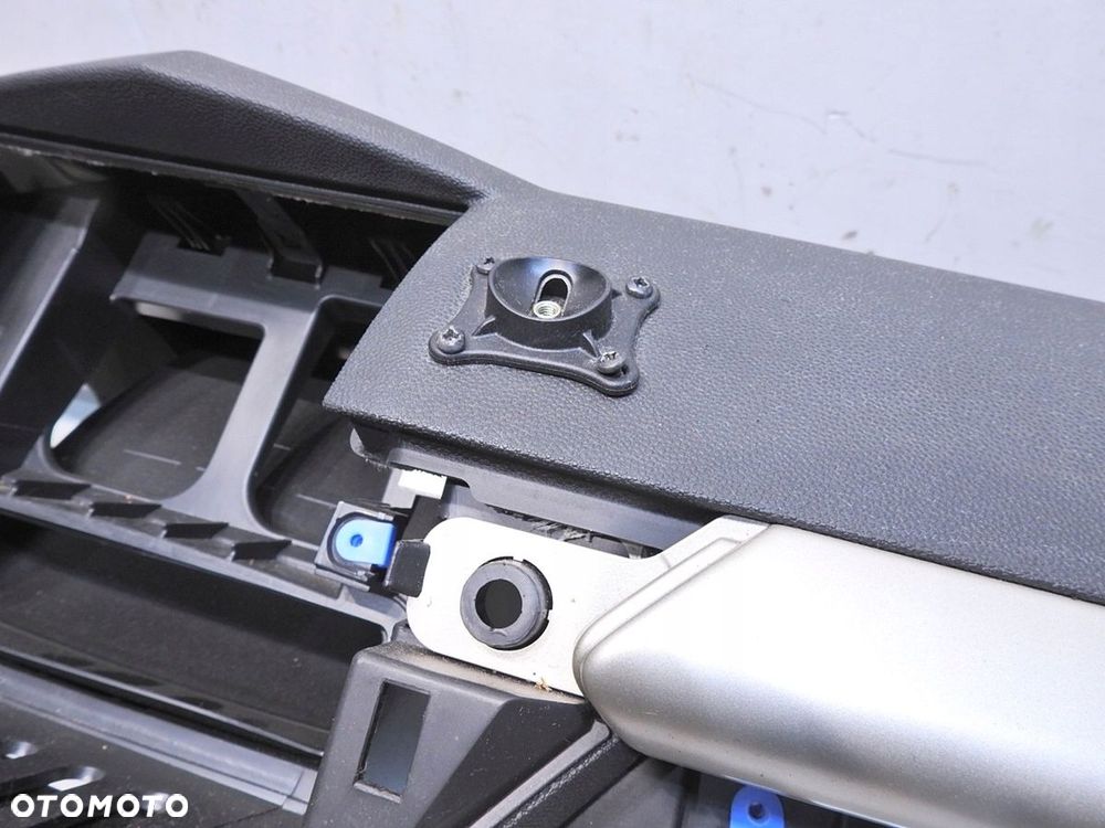 DESKA ROZDZIELCZA KONSOLA OPEL ASTRA III H - 4