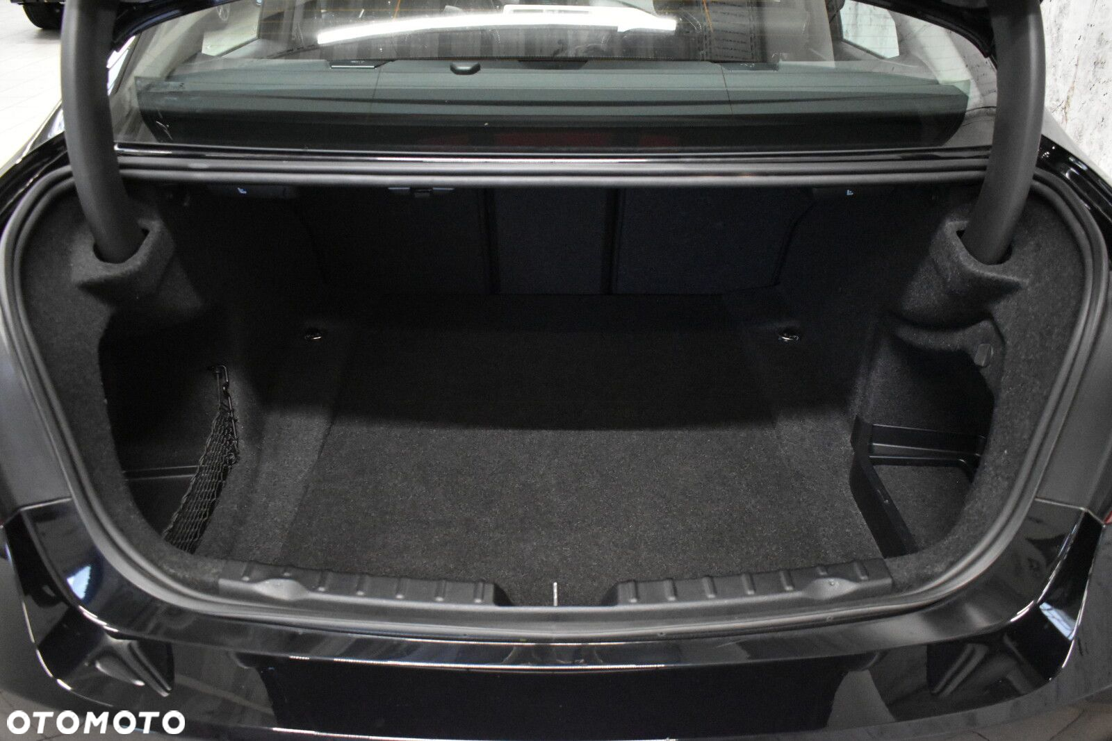 BMW Seria 3 318i Advantage - 19
