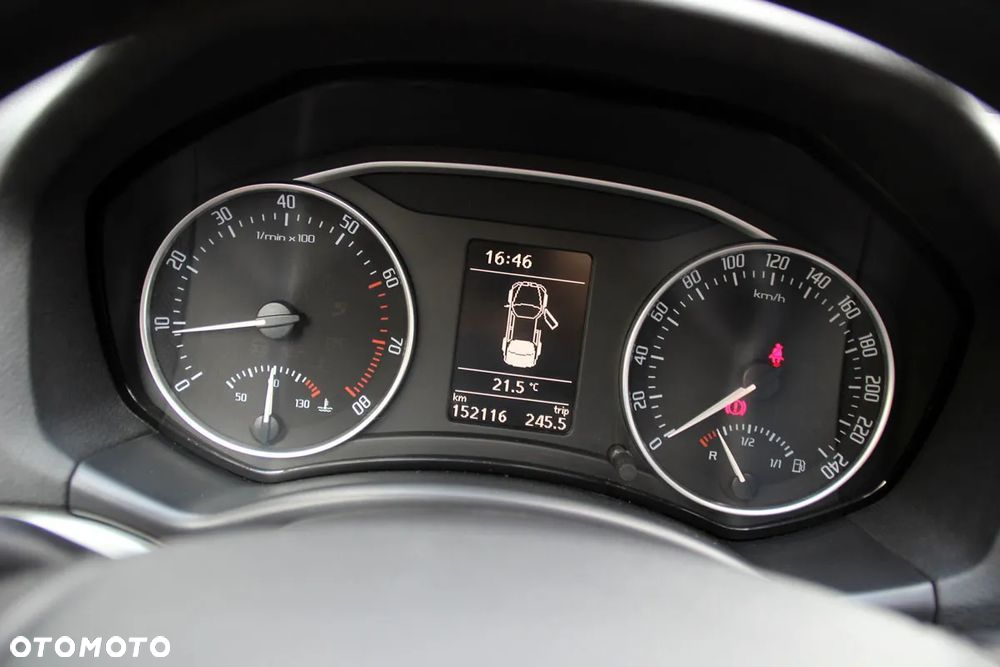 Skoda Octavia 1.8 TSI FAMILY - 23