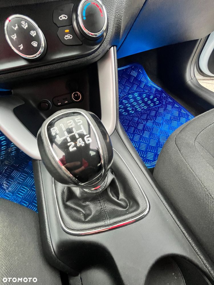 Kia Ceed 1.6 CRDi 128 ISG SW Vision - 15