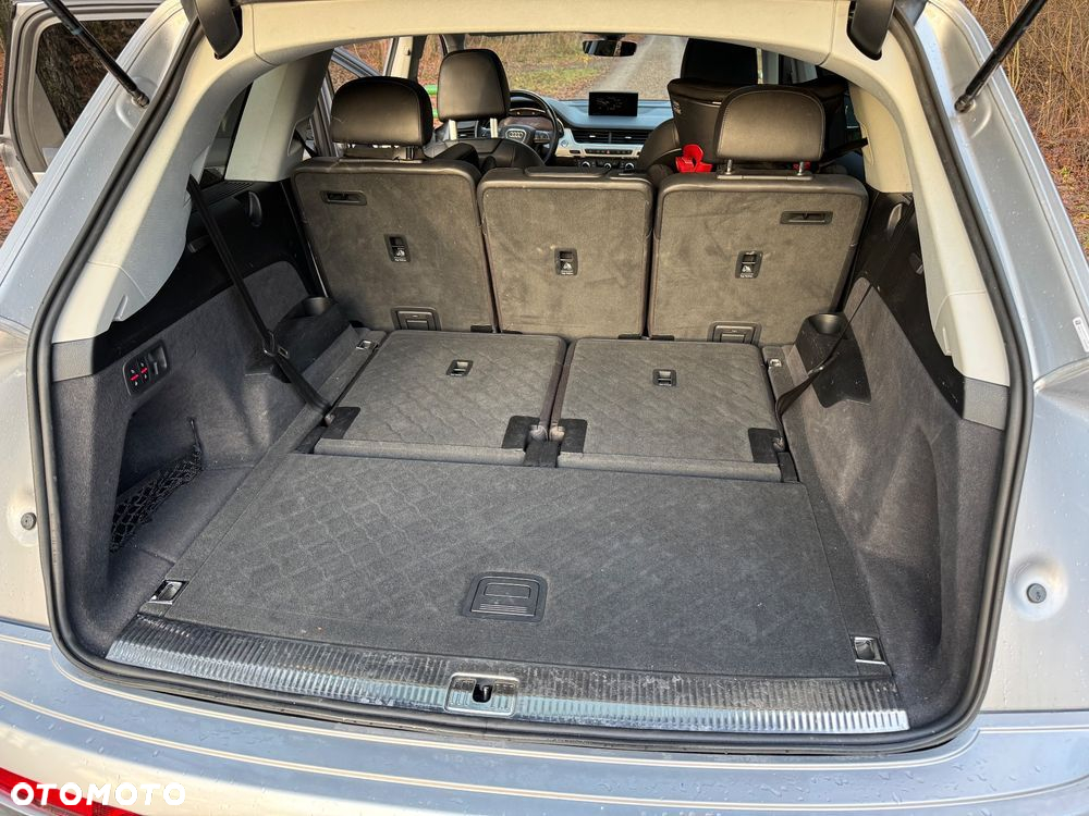 Audi Q7 3.0 TFSI Quattro Tiptronic - 17