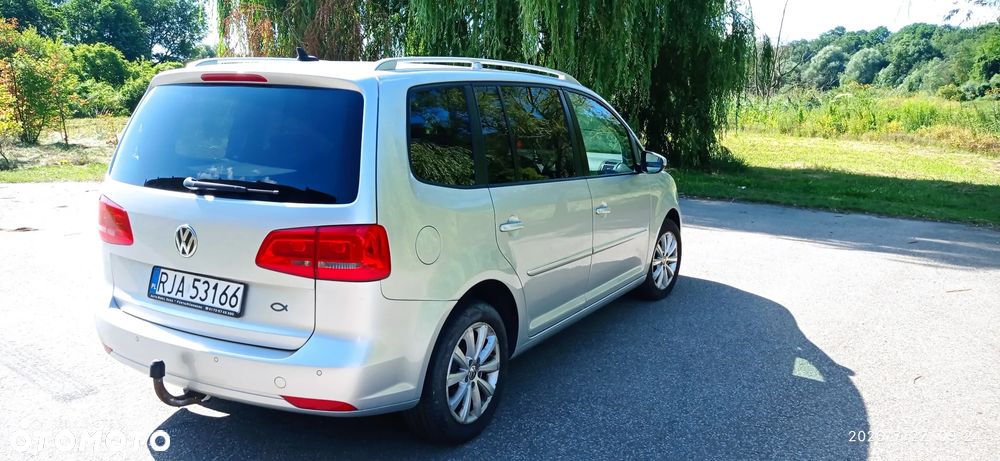 Volkswagen Touran 2.0 TDI Highline - 3