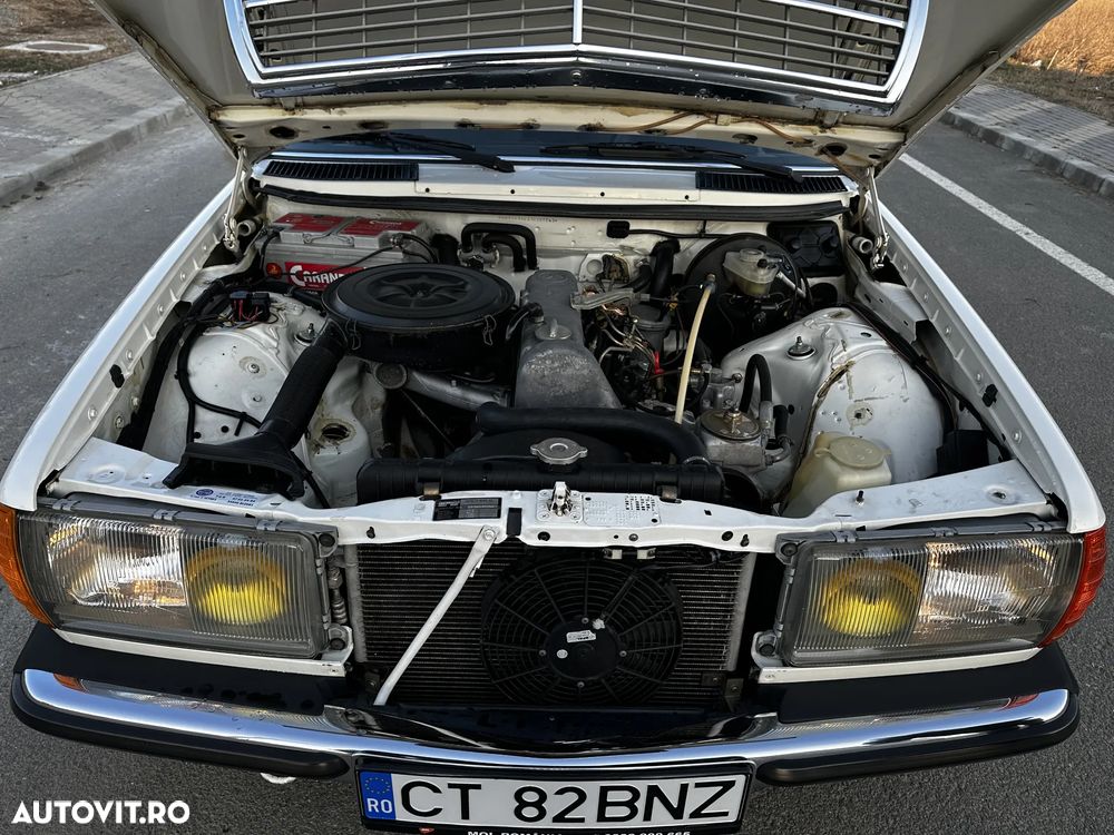 Mercedes-Benz W123 - 29