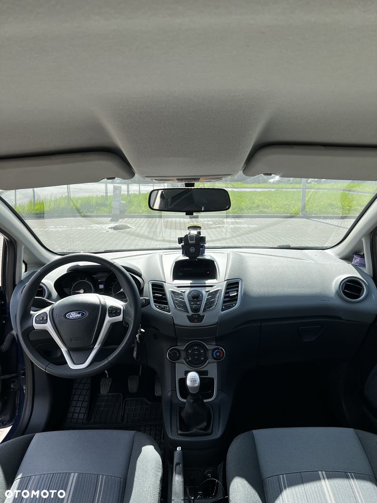 Ford Fiesta 1.25 Trend Edition - 8