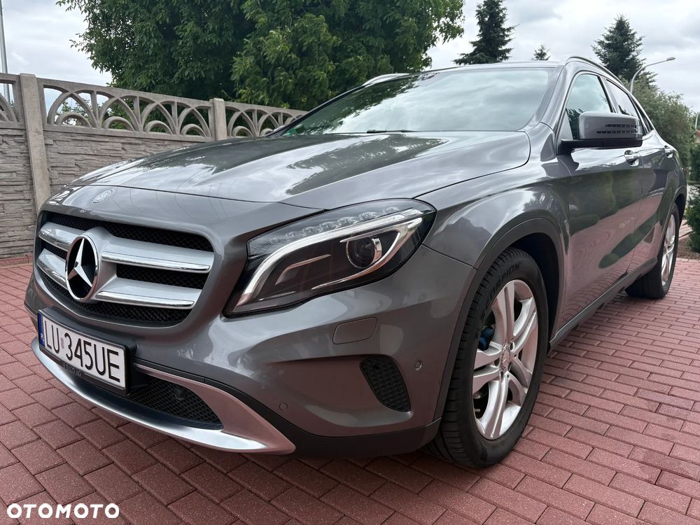Mercedes-Benz GLA 200 Style - 1