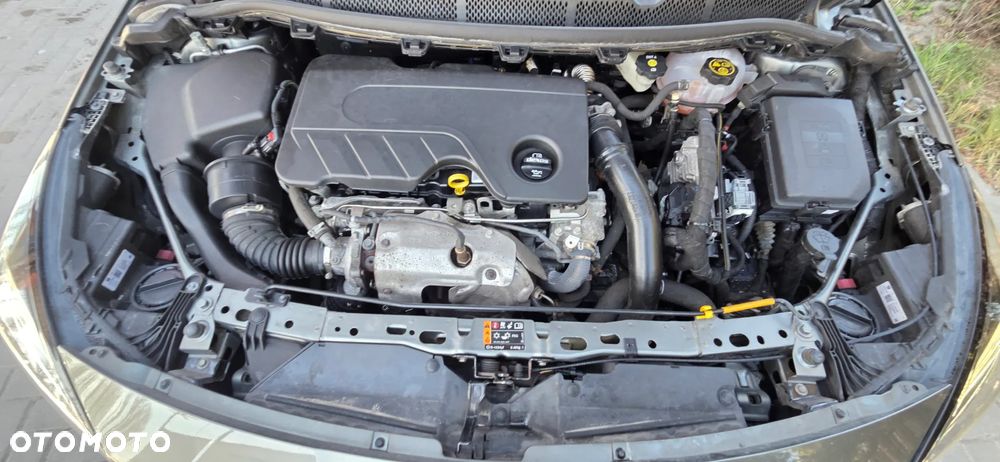 Opel Astra 1.6 D Start/Stop Automatik Dynamic - 40