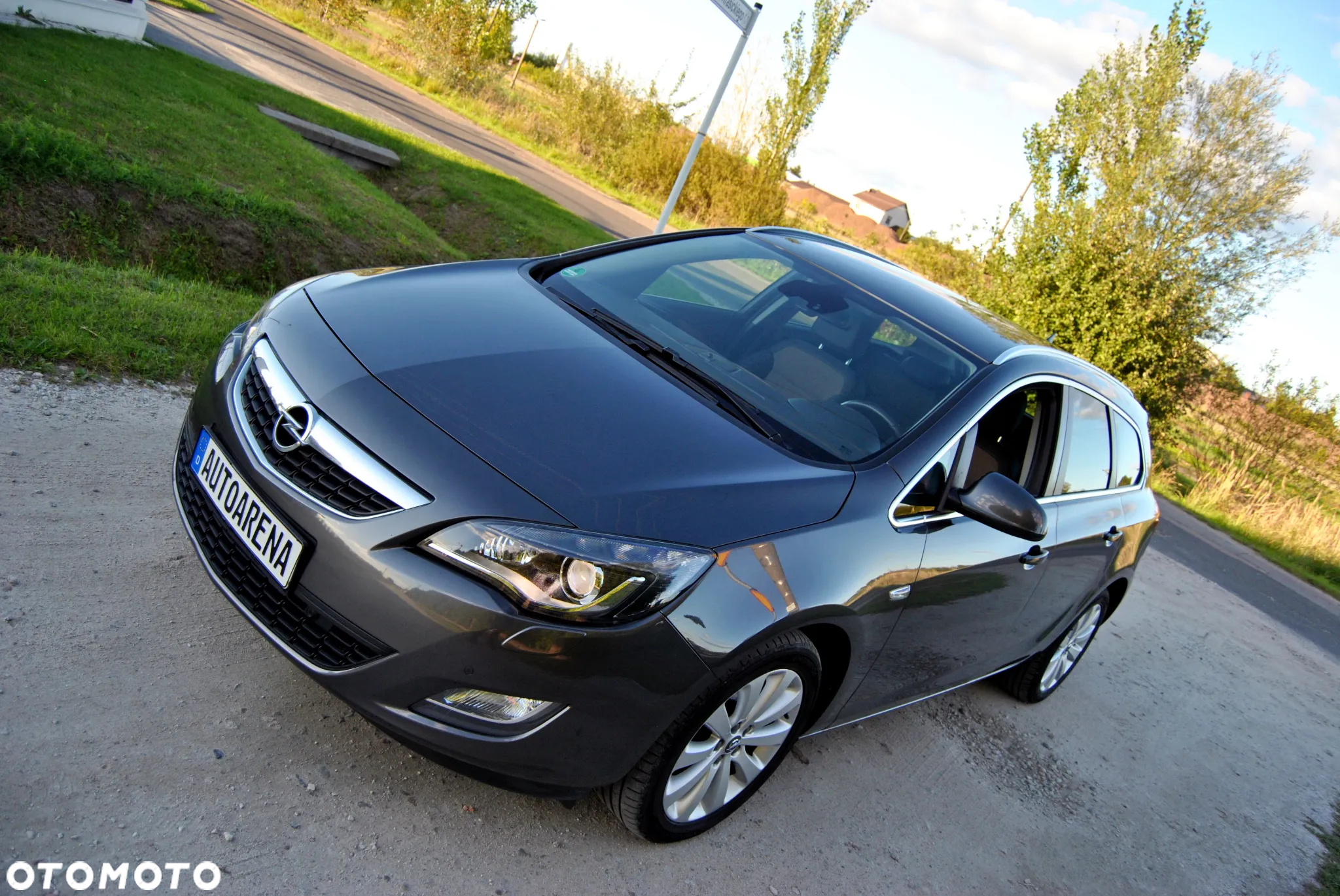 Opel Astra IV 1.4 T Cosmo - 6
