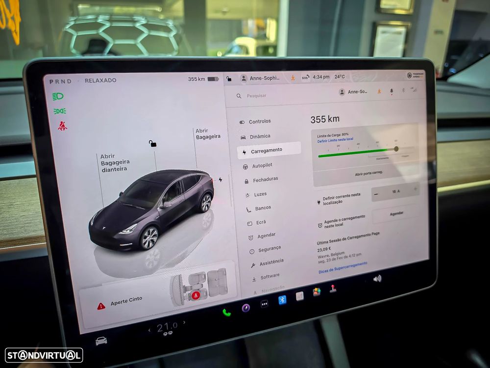 Tesla Model Y - 25