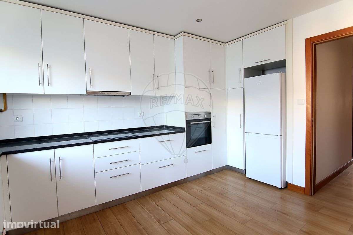 Apartamento T3 para arrendamento - Grande imagem: 2/30