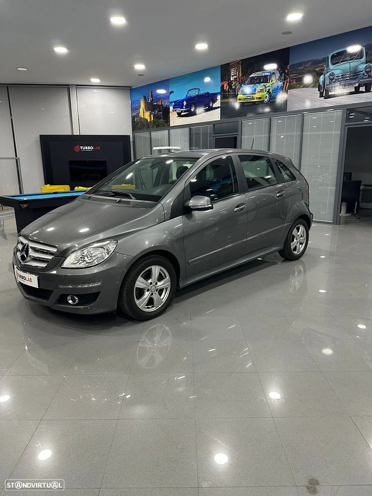 Mercedes-Benz B 200 CDi - 1