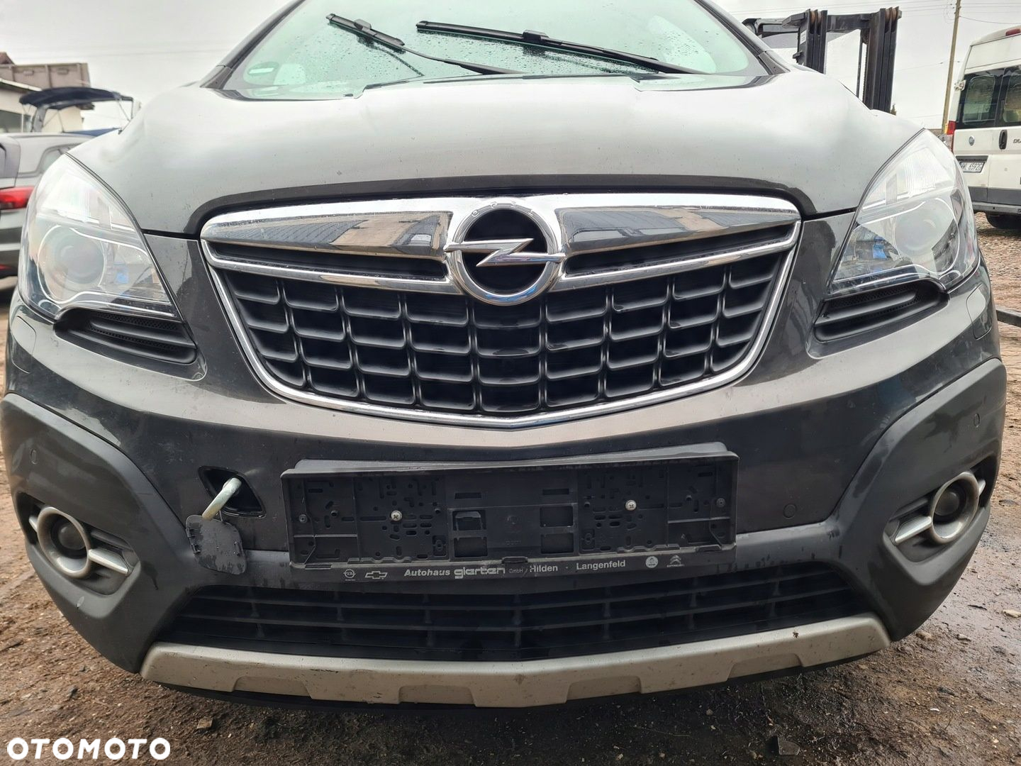 ZDERZAK PRZEDNI CZUJNIKI PARKOWANIA PDC SPRYSKIWACZE XENON MOKKA Z190 - 2