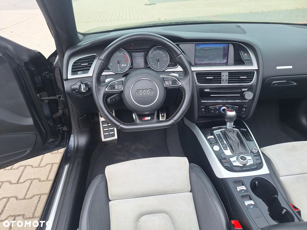 Audi S5 Cabrio - 10