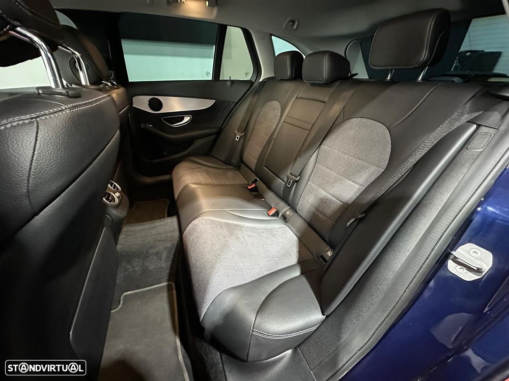 Mercedes-Benz C 180 - 29