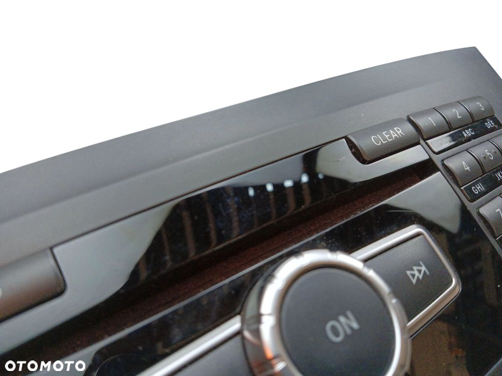 RADIO MERCEDES C W204 LIFT (2011-2014) 1.6 CGI 156KM A2049009510 - 2