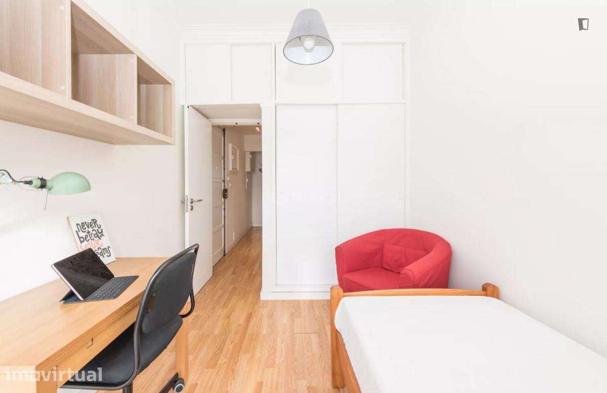 Quarto - localizado em Entrecampos Lisbon - Grande imagem: 2/5