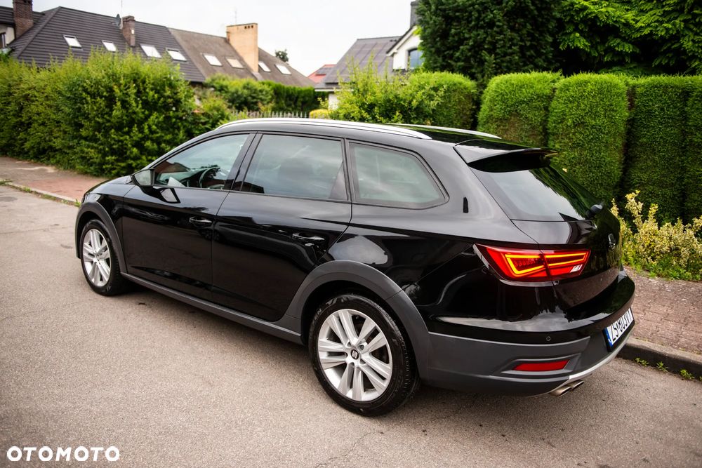 Seat Leon 2.0 TDI DPF XCELLENCE - 12