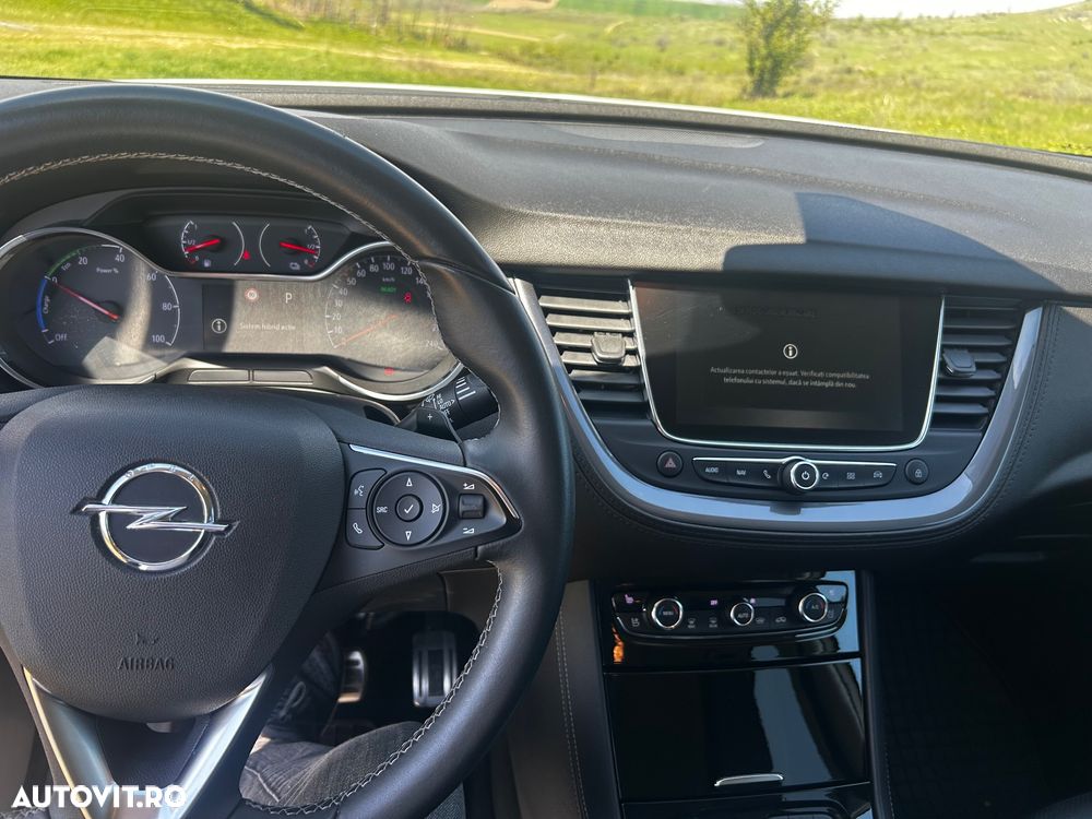 Opel Grandland X Plug-in-Hybrid4 1.6 DI Start/Stop Aut Business INNOVATION - 22
