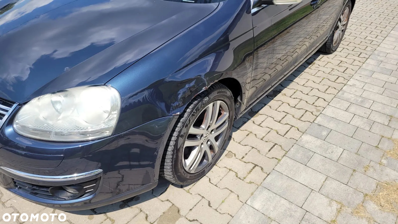 Volkswagen Golf 2.0 TDI DPF BlueMotion Technology DSG Comfortline - 16