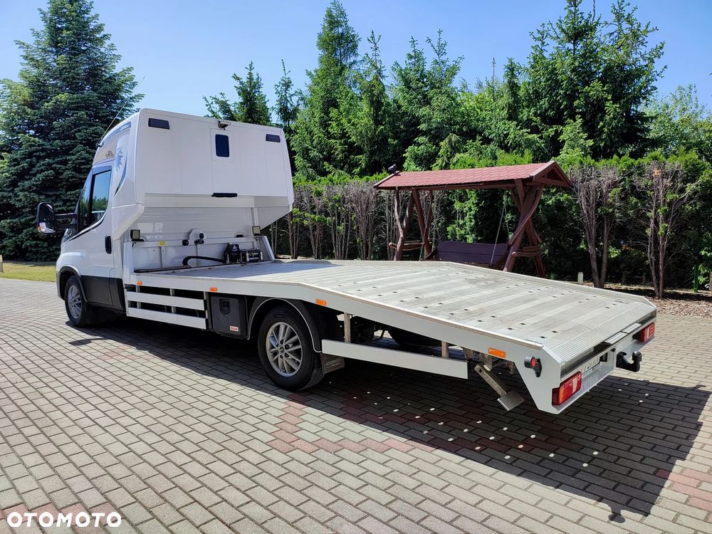 Iveco DAILY 35S18 - 25