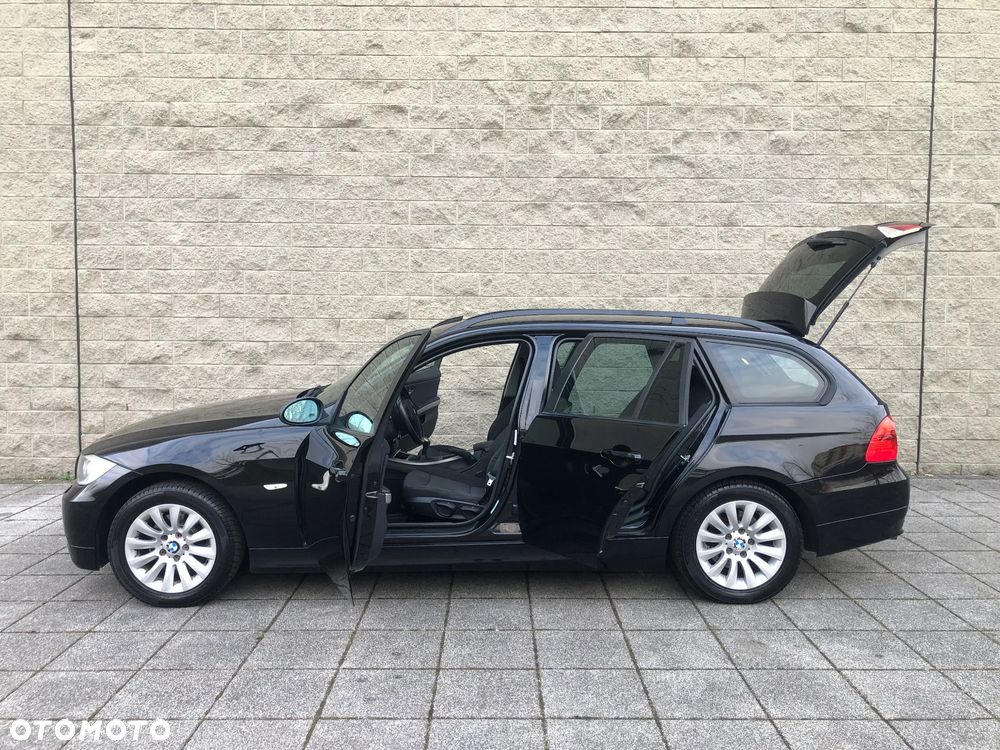 BMW Seria 3 318i - 24