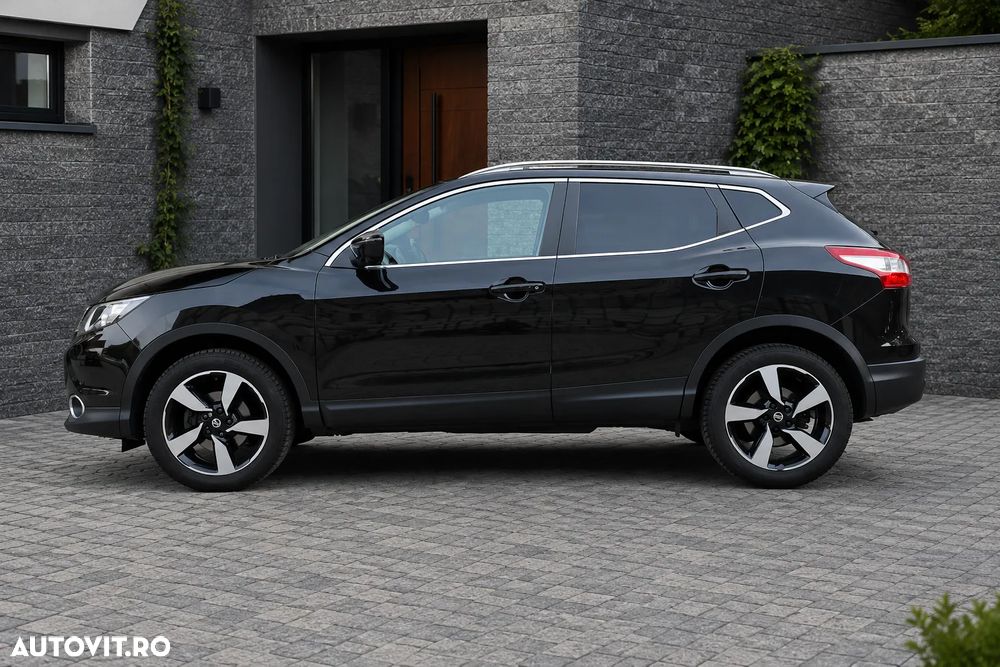 Nissan Qashqai 1.5 dCi DPF 360 - 2