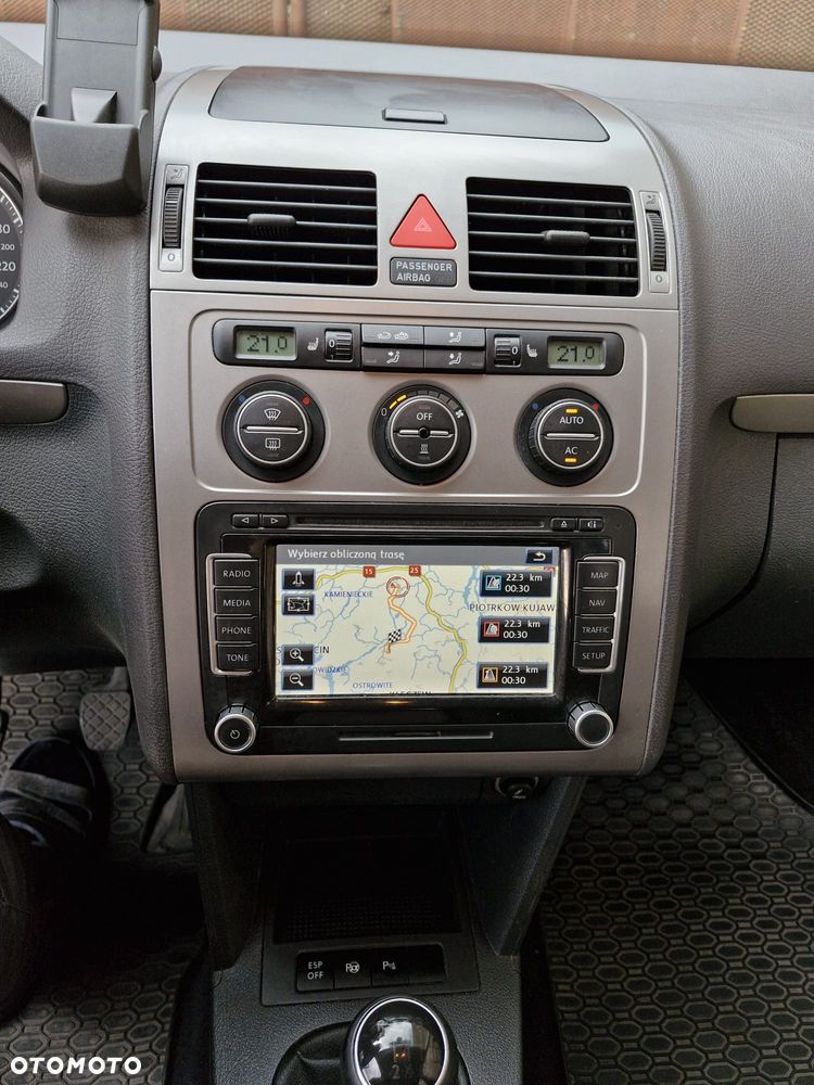 Volkswagen Touran 2.0 TDI DPF Cross - 8