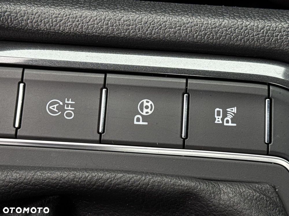 Volkswagen Tiguan - 22